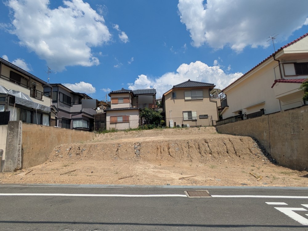 高槻市塚脇1丁目(全2区画)の画像