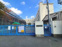 西大冠小学校